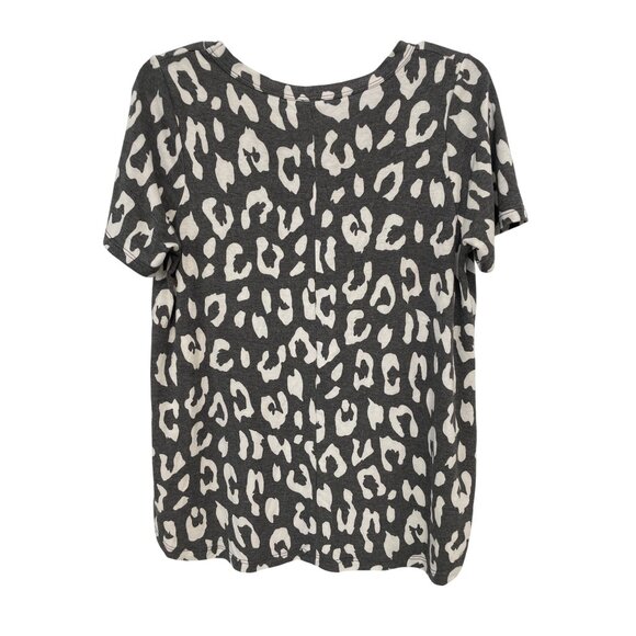 Flamingo V Neck Leopard Print T Shirt Size Medium Short Sleeve Animal Print Gray - Picture 2 of 6
